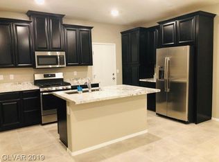 8668 Giant Causeway Ave, Las Vegas, NV 89148