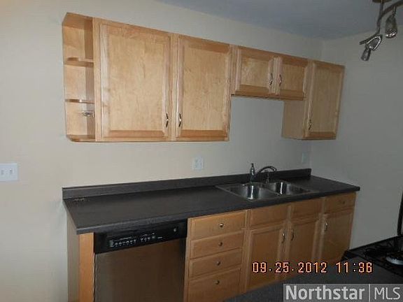 3rd image of 2112 Garfield Avenue
