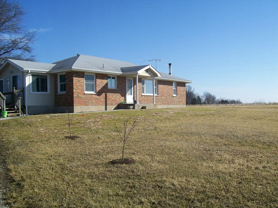 Beautiful 4-bedroom ranch on 4 acres!