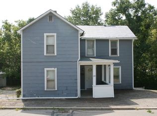 23 Hooper St, Athens, OH 45701