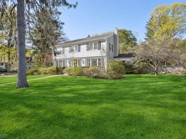 112 Llewellyn Rd, Montclair Twp., NJ 07042