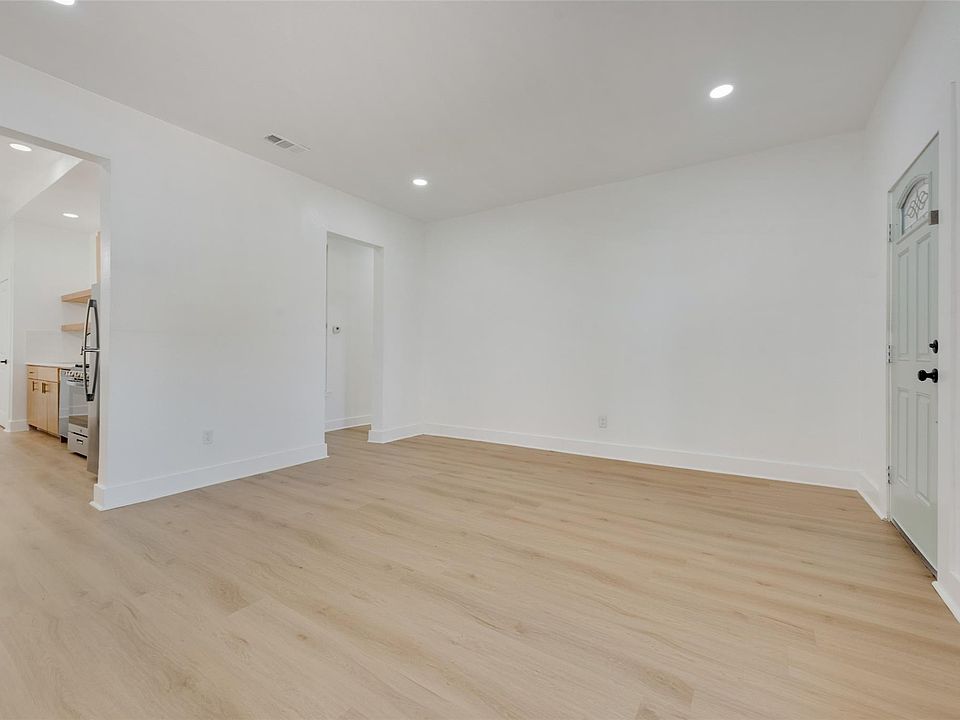 1st image of 506 N Lancaster Ave Unit 506