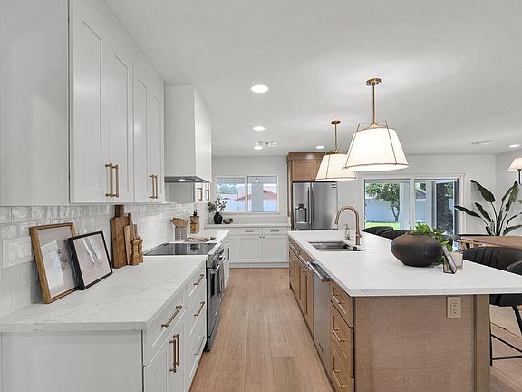 5th image of 5109 E BLANCHE Drive