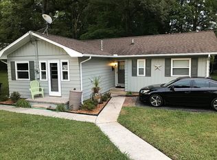 101 Darwin Rd, Oak Ridge, TN 37830