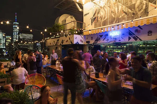 Rented by null | media 40