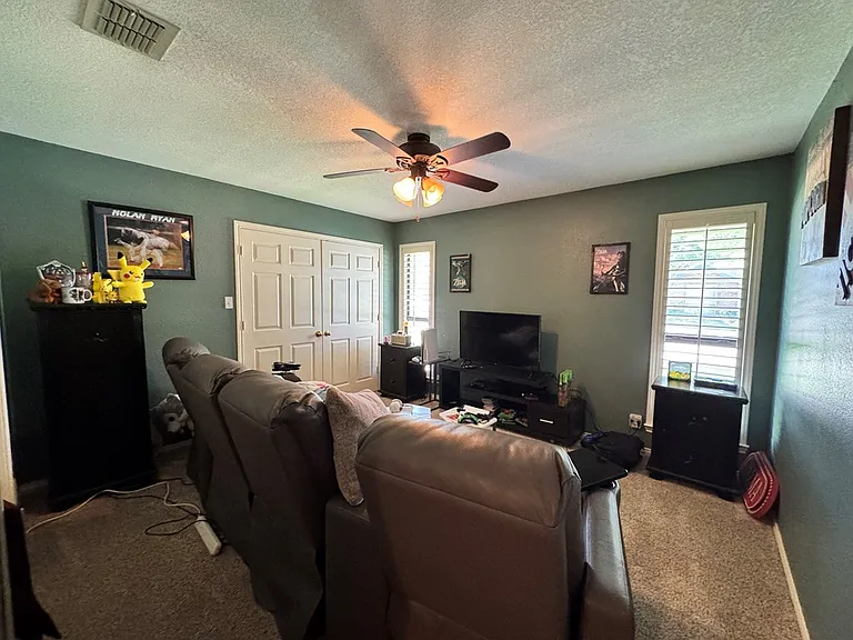 4117 Springfield Ct — Photo 28