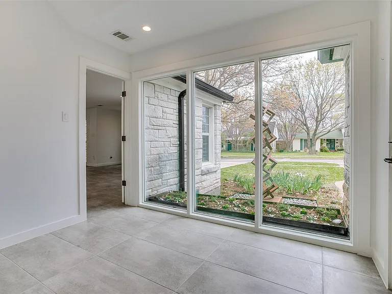2045 Marydale Dr — Photo 34