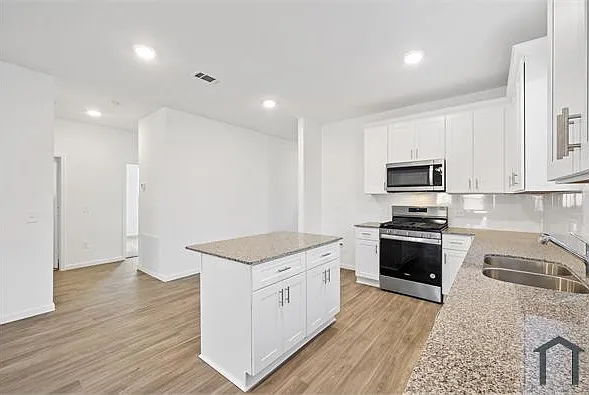 1316 Ventura Creek Dr — Photo 20