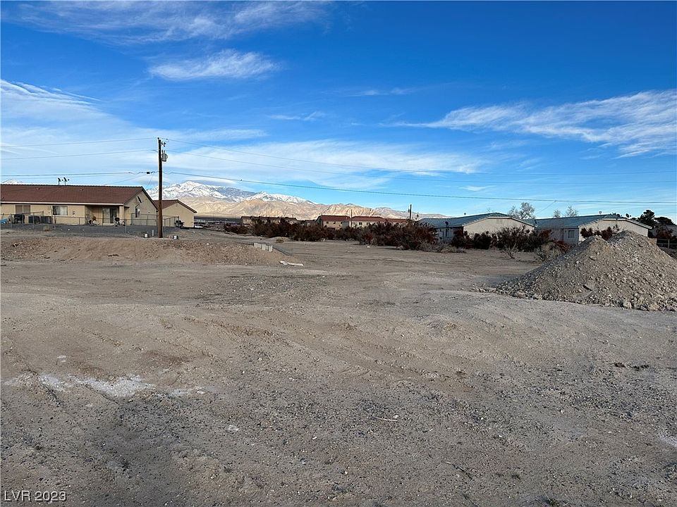 1st image of 1061 S Indio Ct