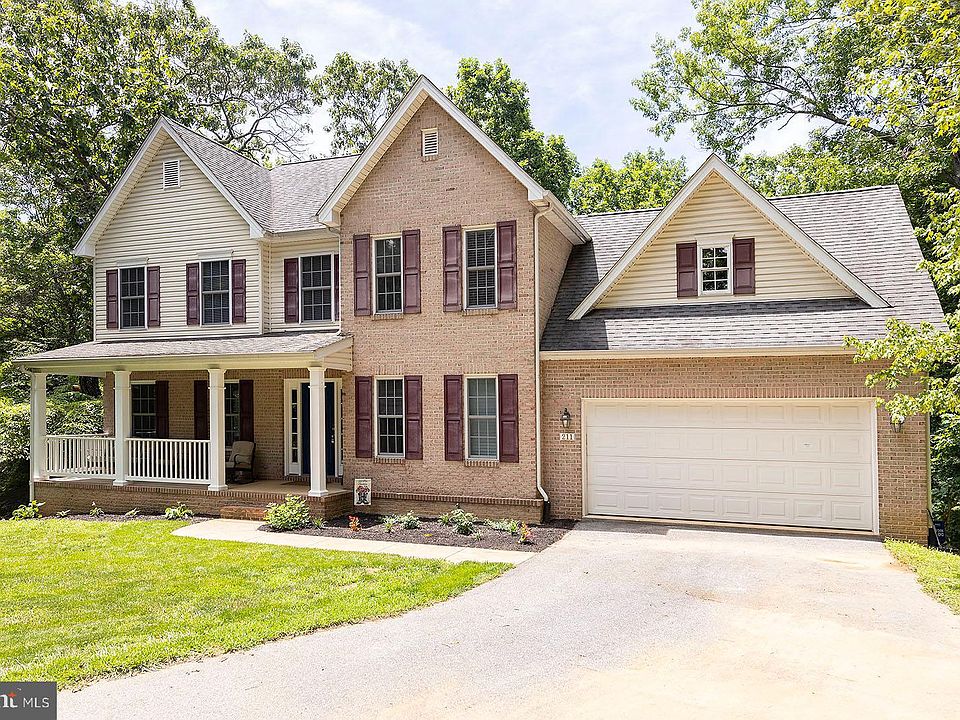 211 Dogwood Dr, Cross Junction, VA 22625 Zillow