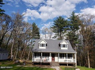 104 View Ct, Dingmans Ferry, PA 18328