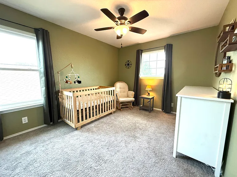 202 Paige Bnd — Photo 12