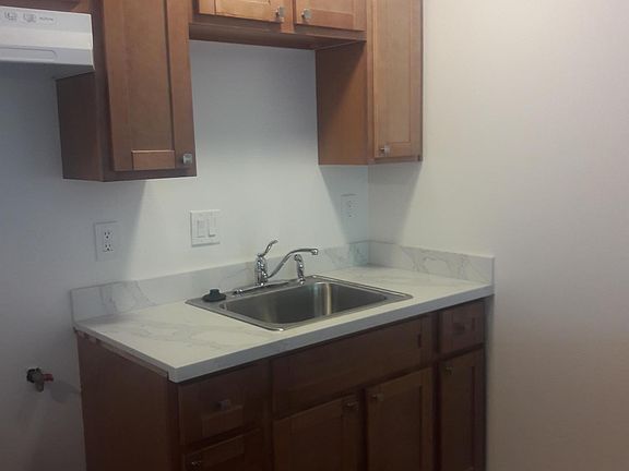 3rd image of 3565 Dimond Ave APT 3