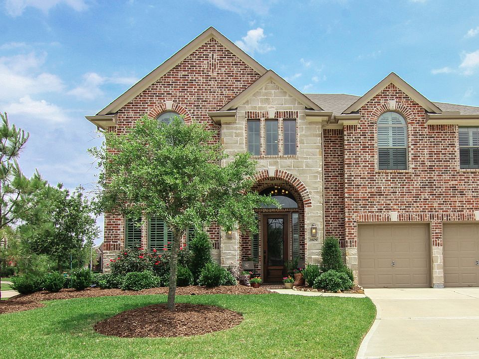 1st image of 2809 Rocky Springs Dr