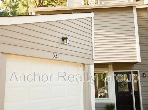 331 Sunflower Ct #1, Virginia Beach, VA 23454