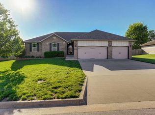 1208 S Jaylin Ave, Springfield, MO 65802