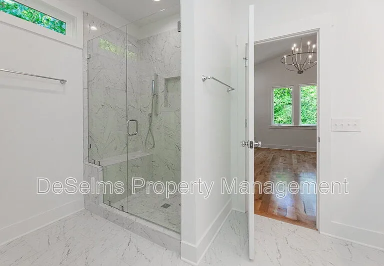 335B McKennell Dr — Photo 11