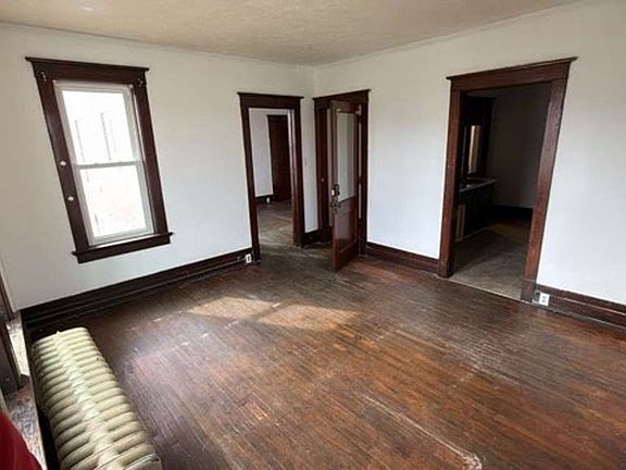 5th image of 328-330 W Marion St #328-2