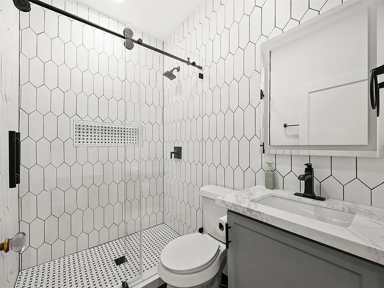 1123 Bomar St — Photo 24