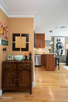 Sold by Sotheby's International Realty | media 9