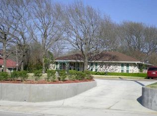 712 N Cockrell Hill Rd, Desoto, TX 75115