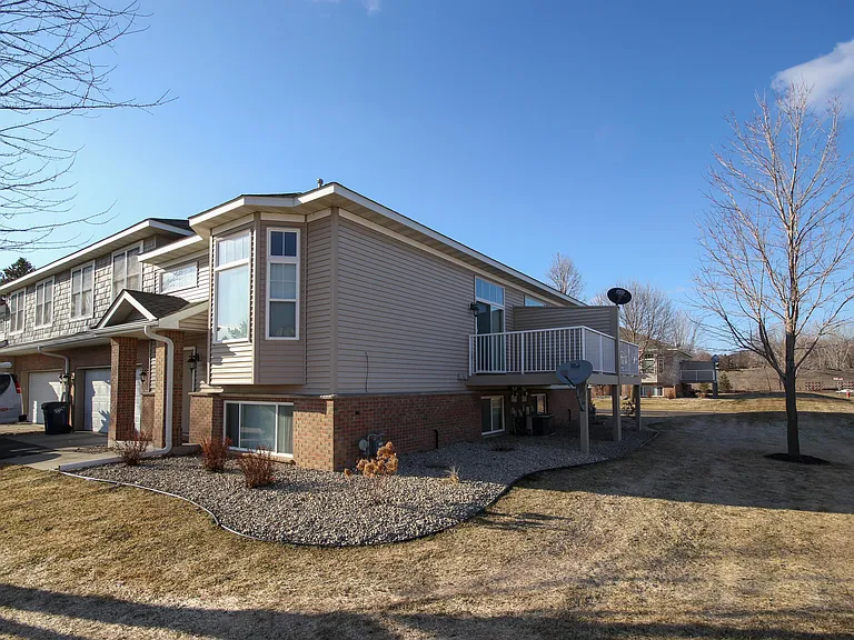 20059 Holt Ave W — Photo 21