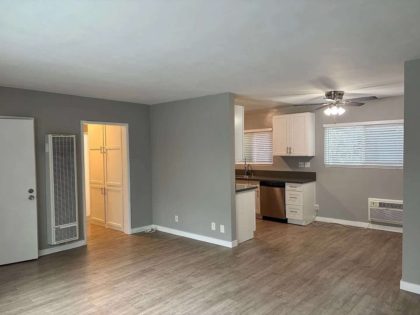145 - 7511 Lexington Ave — Photo 4