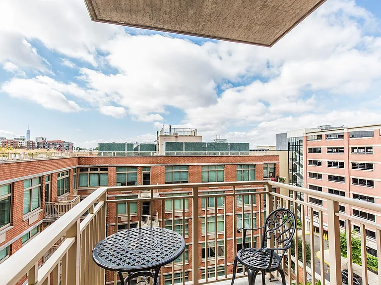 1450 Washington St #702 — Photo 5