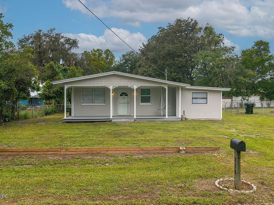1st image of 215 HILLTOP Drive