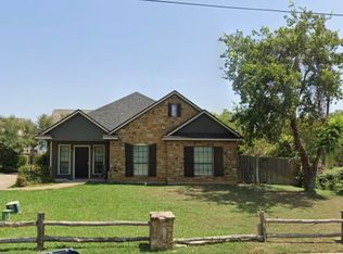 3412 S 3rd St, Waco, TX 76706
