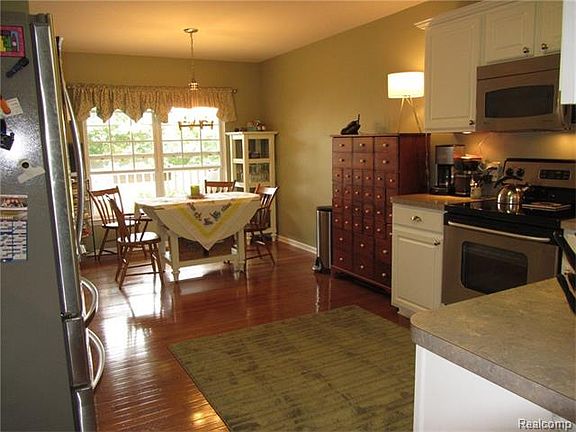 5th image of 5872 Augusta Ln #1