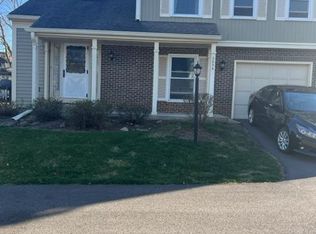 2634 College Hill Cir #84, Schaumburg, IL 60173