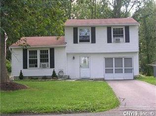 6586 Rutger Rd, East Syracuse, NY 13057