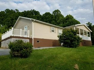 649 Six Farm Rd, Tazewell, VA 24651