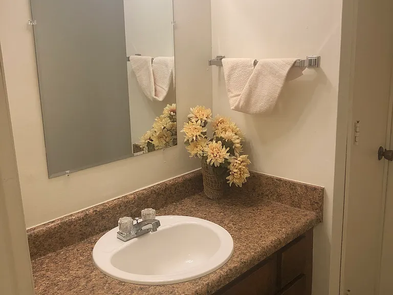 617 S Campbell Ave #16 — Photo 9