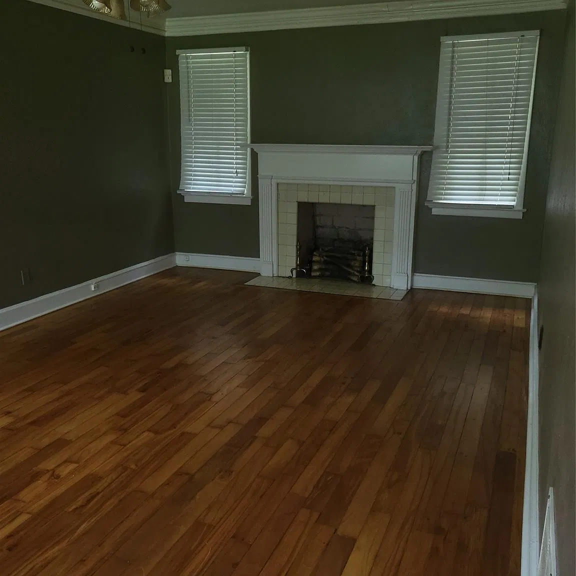 2 bed, 1.0 bath, 1319 sqft, $1,000 — Photo 3