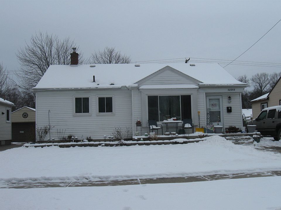 1st image of 30955 Rosslyn Ave