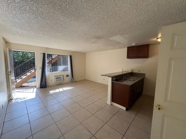 3404 Helix St, Spring Valley, CA 91977