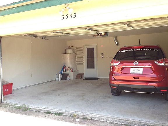 3rd image of 3633 Clubview Dr
