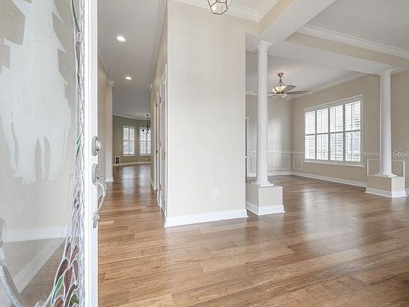 4th image of 429 Blanca Ave