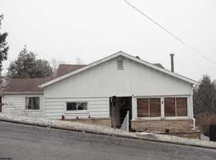 115 Hartman St, Kingwood, WV