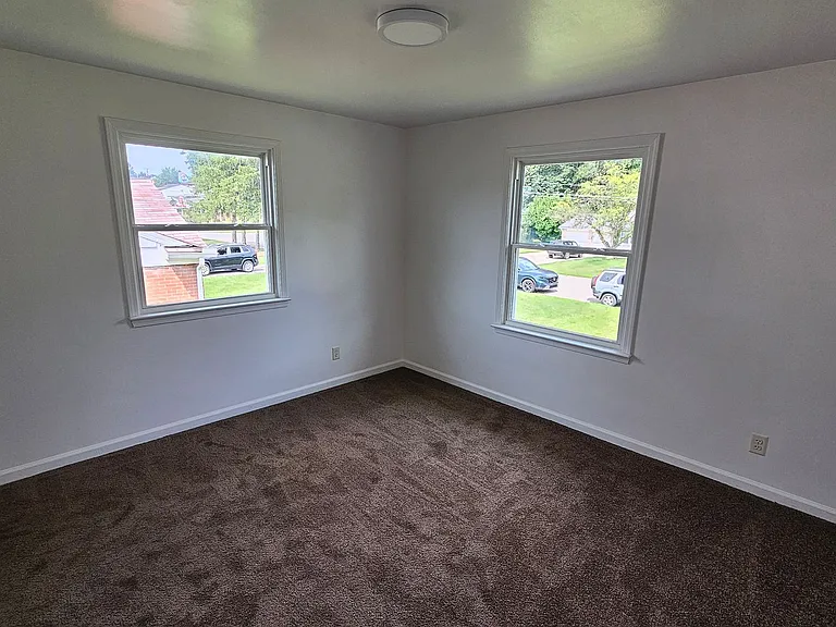 1344 Wilging Dr — Photo 10