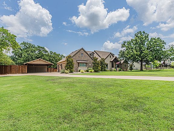 2nd image of 6901 Chestnut Ridge Dr