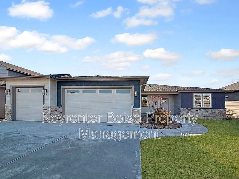 1st image of 4401 E Wedge St