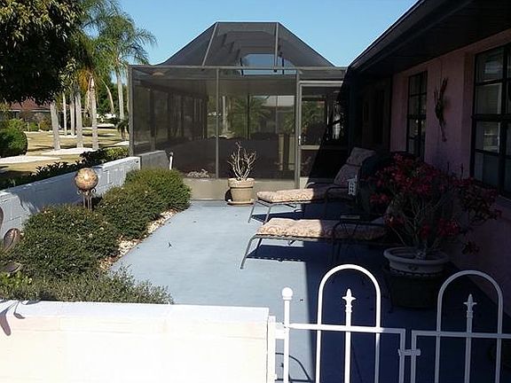 3rd image of 1620 Woodmar Dr