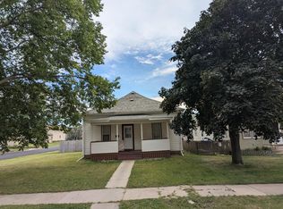 501 W 2nd Ave, Mitchell, SD 57301