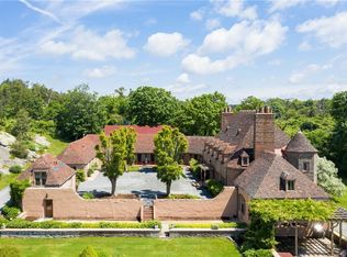 216 Gray Craig Rd #2, Middletown, RI 02842