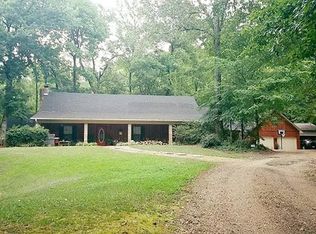 285 Spring Ln, Grenada, MS 38901