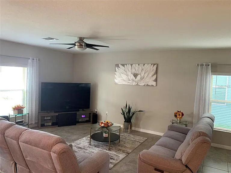 10460 Carloway Hills Dr — Photo 8
