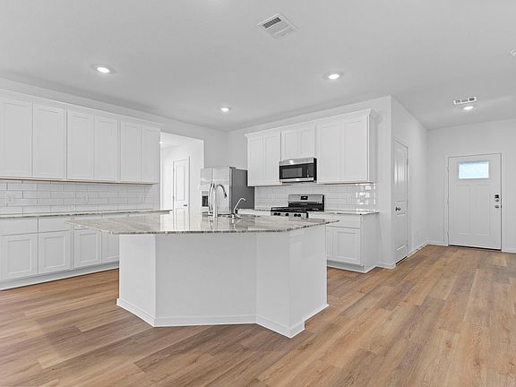 7th image of this home